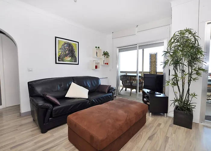 1089 Puig Rom - Apivend Immo Apartament